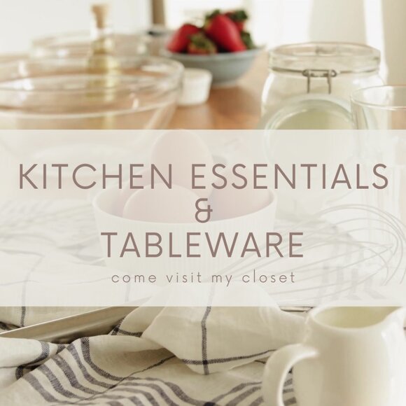 ✨🌸WELCOME TO MY CLOSET🌸✨ - Picture 5 of 5